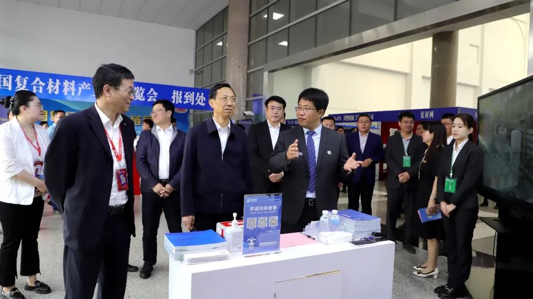 匠心沉淀求发展 启发创新促新境镰 2023中国复合伙料行业发展大会正式开幕